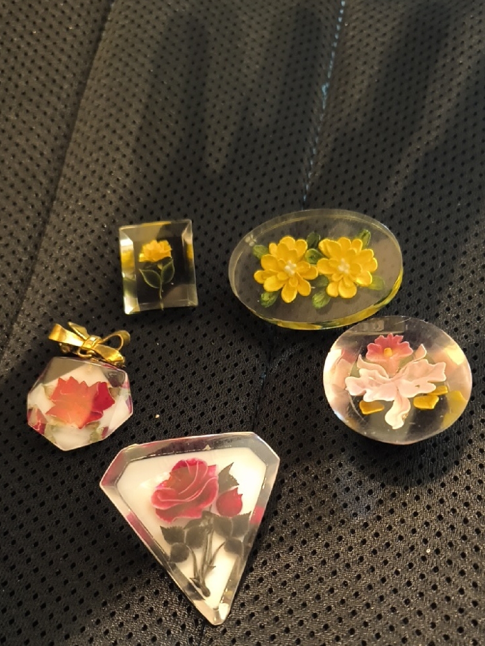 Floral Lucite Vintage-Style Flower Pins and Pendant Set - Lucite Pieces.